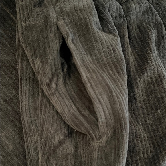 NWOT Billabong Charcoal Corduroy Pants - Picture 3 of 4
